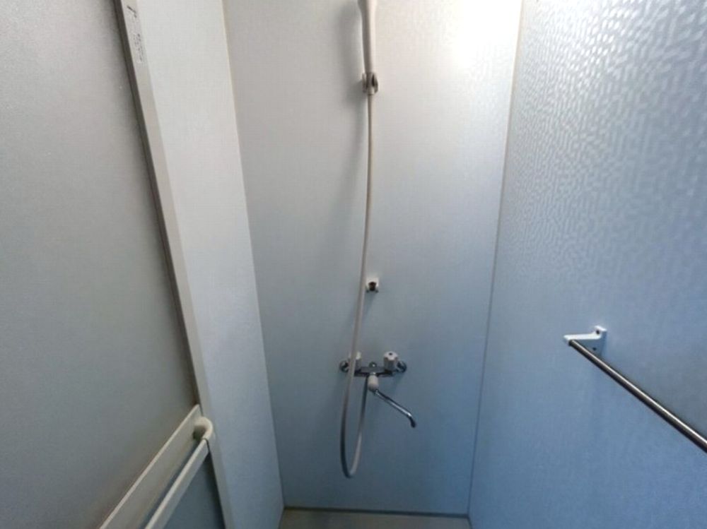 バス・シャワールーム　すっきりとしたシャワールームです※別部屋参考画像