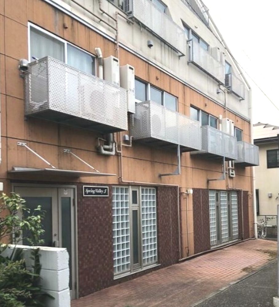 エントランス　池袋駅徒歩圏内の好立地♪