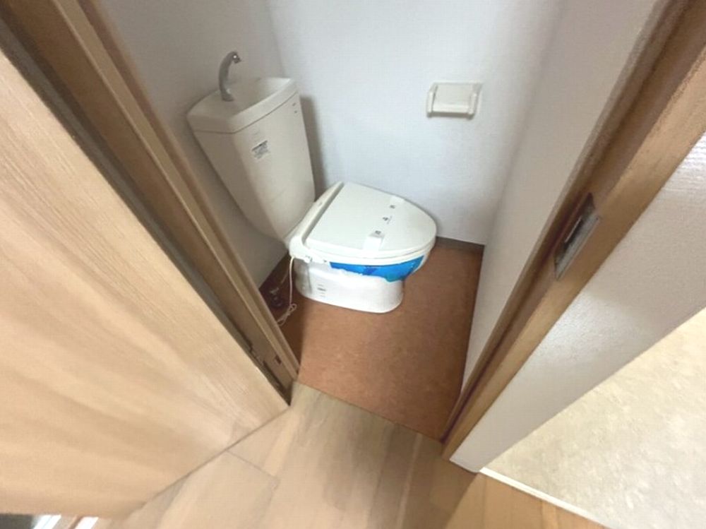 トイレ　嬉しい独立トイレ※別部屋参考画像