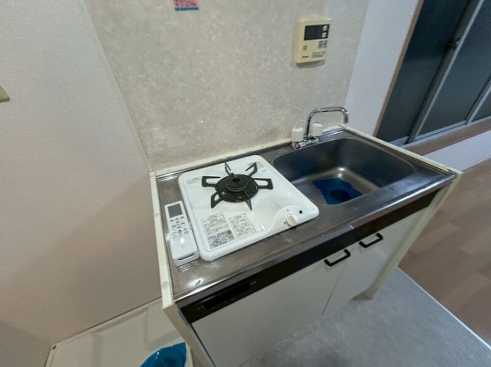 キッチン　ガスコンロが使えるキッチンです※別部屋参考画像