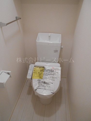 トイレ　※別号室参考写真