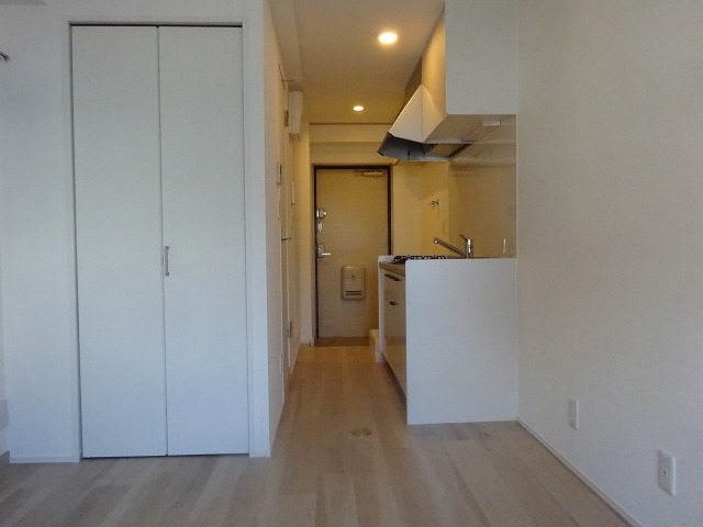 居室・リビング　リノベーション済みのお部屋！