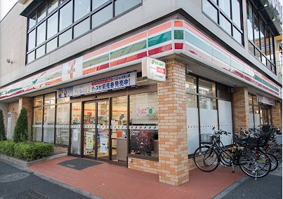 コンビニ　セブンイレブン大森北４丁目店（コンビニ）まで310m