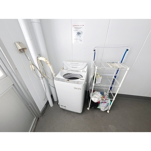 その他　洗濯機は各フロア共同になります。