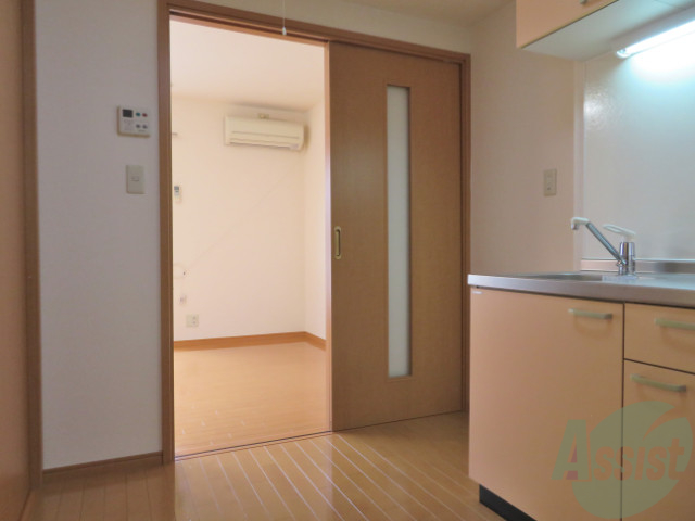 玄関　玄関の様子です。明るい印象ですね。気分もあがりそう。