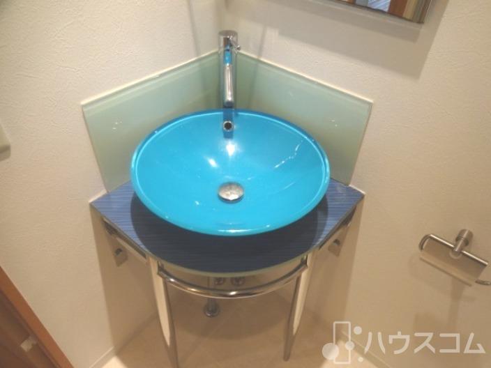 洗面設備　独立洗面台です。
