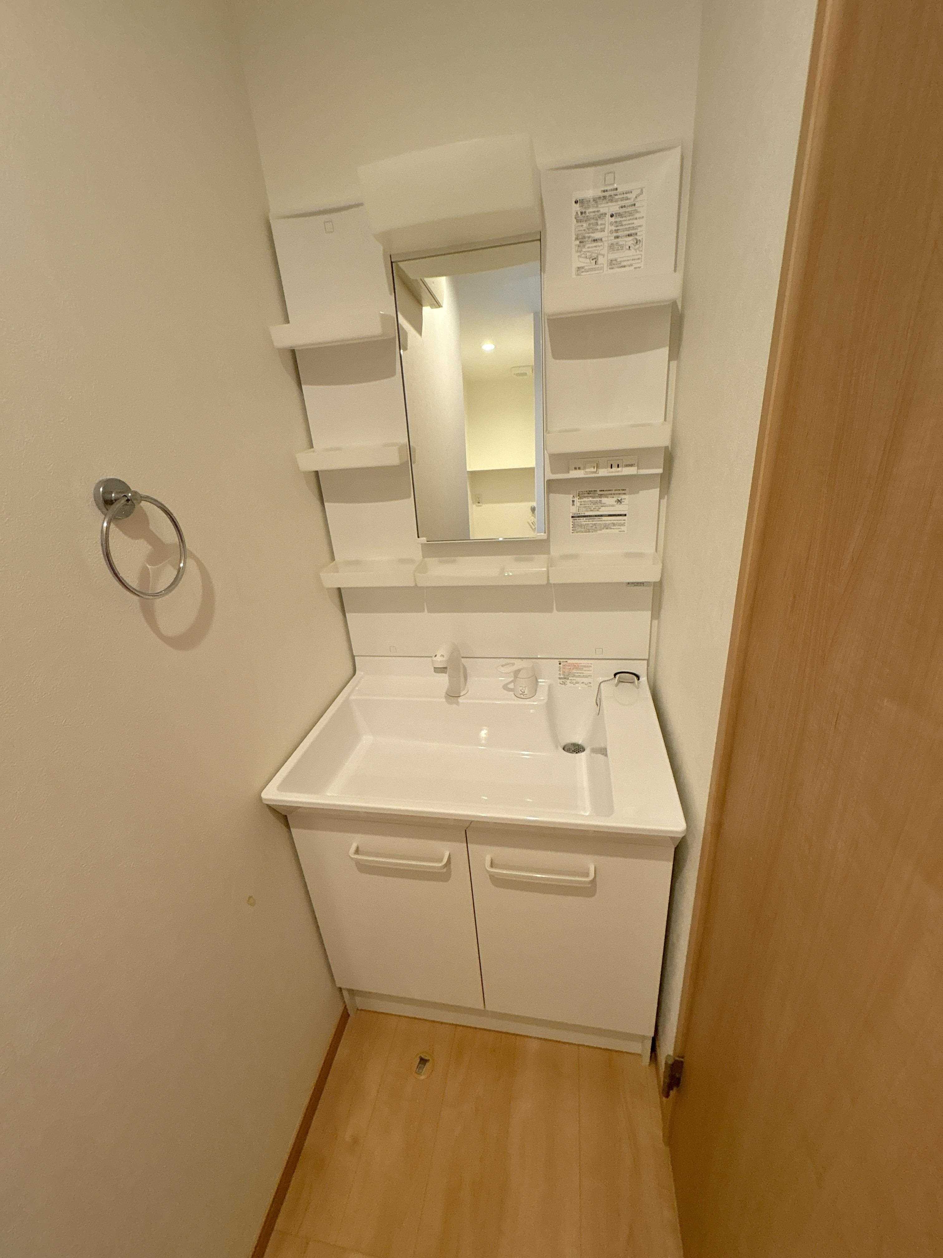 洗面設備　独立洗面台