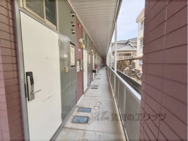 その他　一階廊下