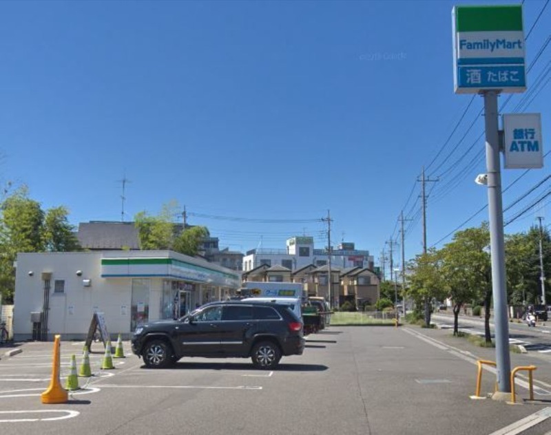 コンビニ　ファミリーマート東狭山ヶ丘一丁目店（コンビニ）まで363m