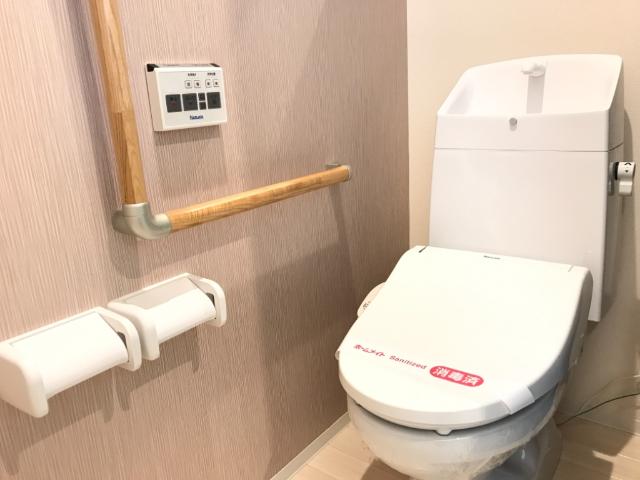 トイレ　トイレ