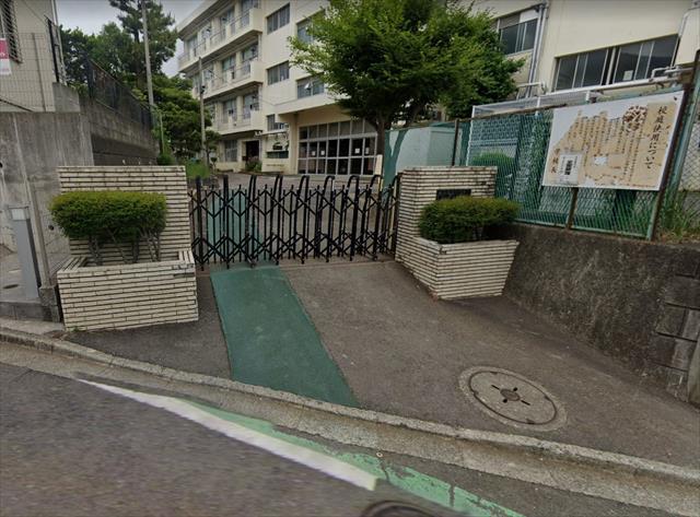 小学校　横浜市立平戸小学校（小学校）まで695m