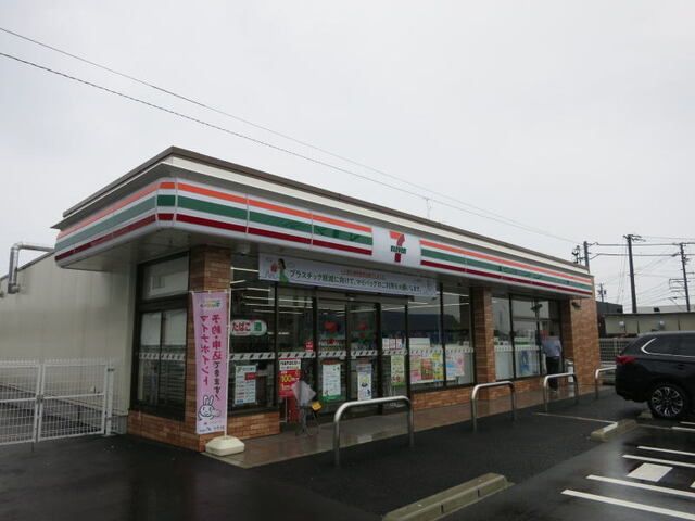 コンビニ　セブン-イレブン 西尾下羽角町（コンビニ）まで400m