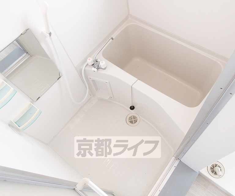 バス・シャワールーム　お風呂でゆったりとできます！