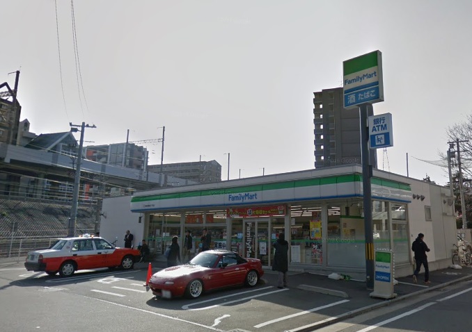 コンビニ　ファミリーマート博多美野島3丁目店（コンビニ）まで766m