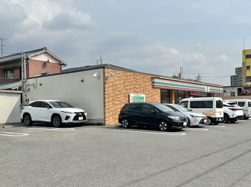 コンビニ　セブンイレブン名古屋野並2丁目店（コンビニ）まで538m