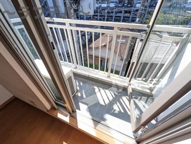 バルコニー　別部屋イメージ写真