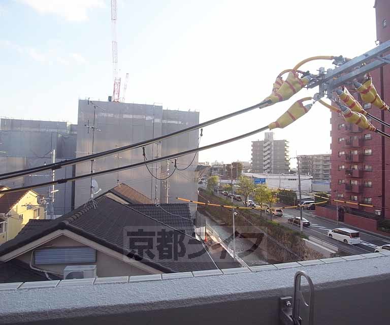 眺望　夜道も明るく安心です