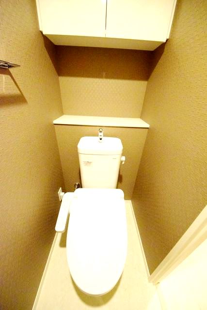 トイレ　落ち着いたトイレです