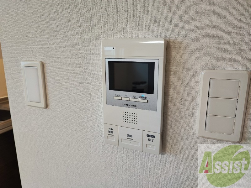 セキュリティ　インターホンは通話ができるので急な訪問があっても安心です。