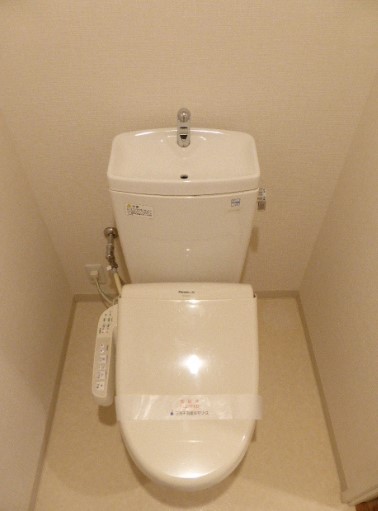 トイレ　別部屋参考写真