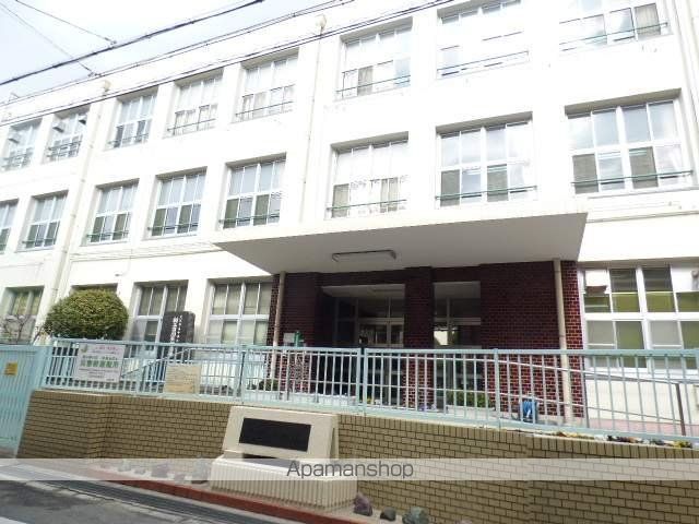 小学校　中本小学校（小学校）まで411m