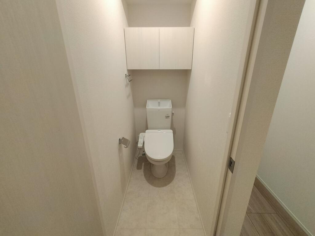 トイレ　※同建物の別のお部屋の写真です。