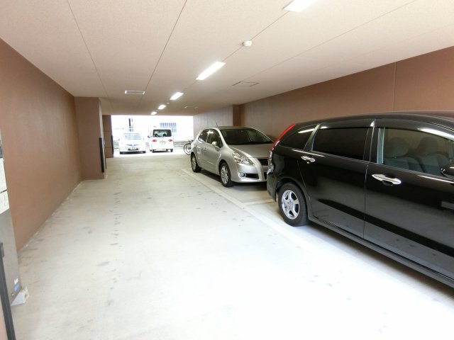 駐車場　詳細は、RISUMO江坂本店→06-6155-7137まで♪