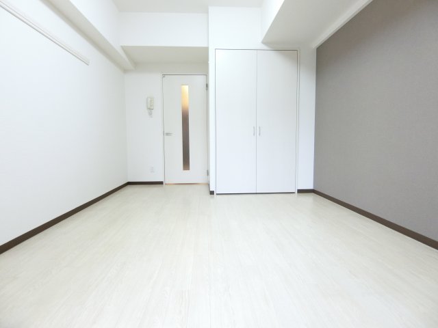 居室・リビング　詳細は、RISUMO江坂本店→06-6155-7137まで♪