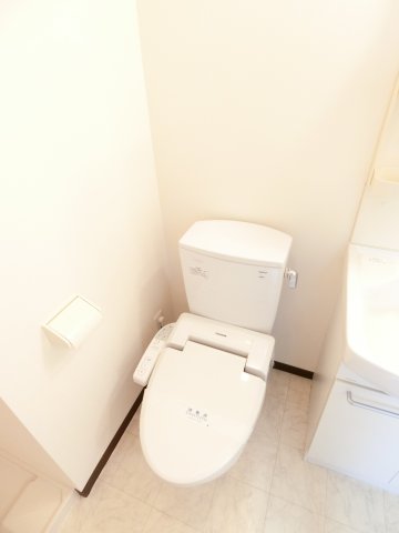 トイレ　詳細は、RISUMO江坂本店→06-6155-7137まで♪