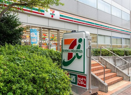 コンビニ　セブン－イレブン芝浦４丁目店（コンビニ）まで410m