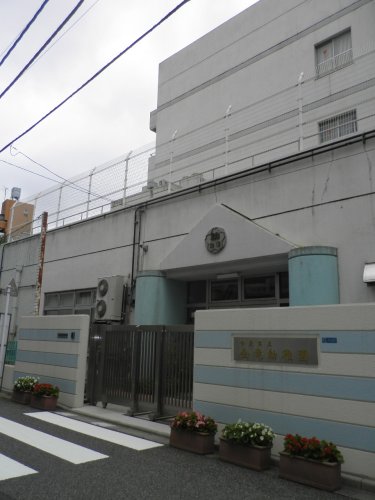 幼稚園・保育園　台東区立金竜幼稚園（幼稚園・保育園）まで351m