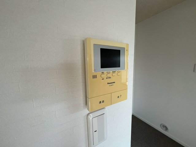 セキュリティ　モニター付きインターホン