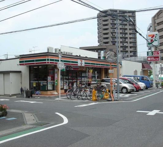 コンビニ　セブンイレブンさいたま土呂駅西店（コンビニ）まで529m