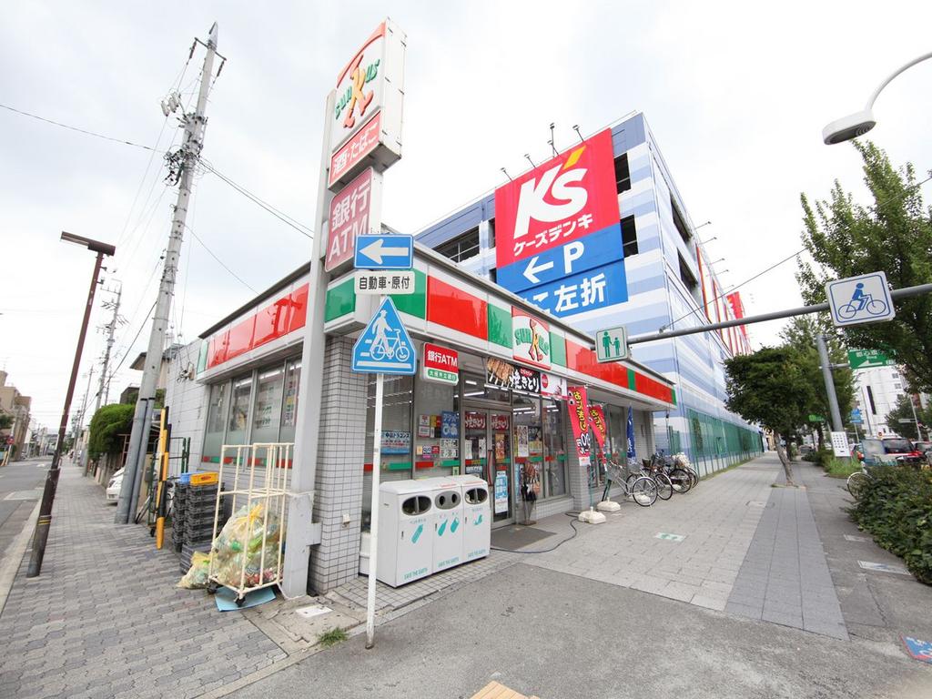 コンビニ　サークルＫサンクス 吹上駅前店 (コンビニ)（コンビニ）まで210m