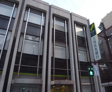 銀行　三井住友銀行　三田通支店（銀行）まで804m