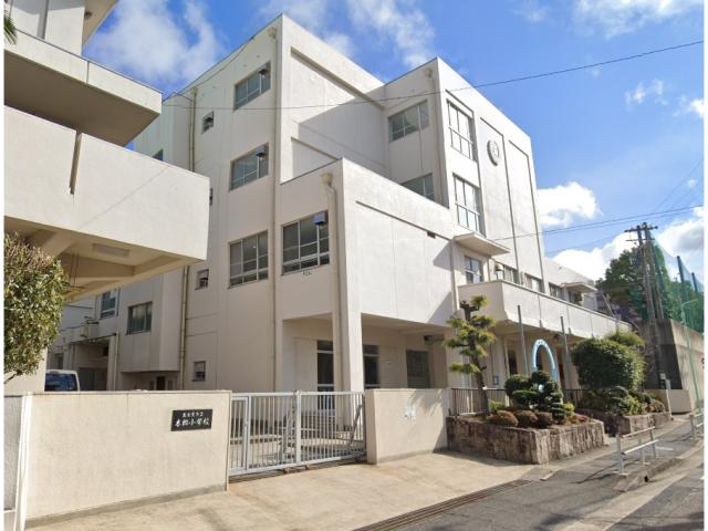 小学校　名古屋市立本郷小学校（小学校）まで435m