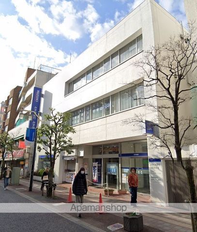 銀行　（株）みずほ銀行／烏山支店（銀行）まで820m