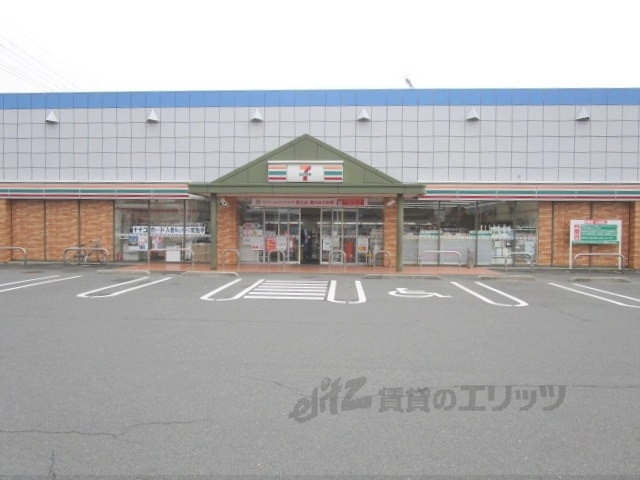 コンビニ　セブンイレブン安曇川駅前店（コンビニ）まで450m