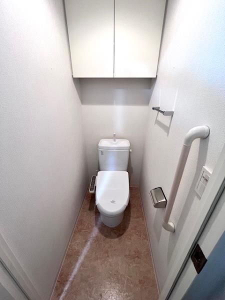 トイレ　コンパクトで使いやすいトイレです