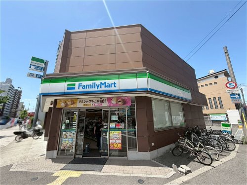 コンビニ　ファミリーマート　昭和通4丁目店（コンビニ）まで156m