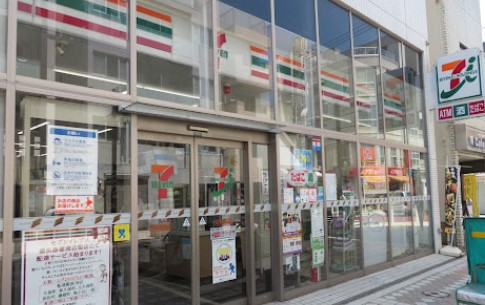 コンビニ　セブンイレブン横浜藤棚商店街店（コンビニ）まで577m