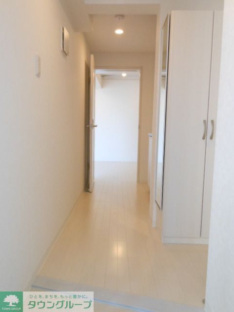 玄関　ゆとりのある廊下