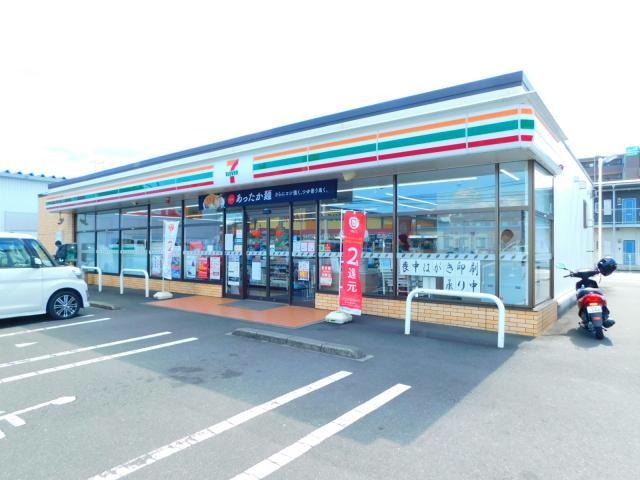 コンビニ　セブンイレブン鹿屋寿８丁目店（コンビニ）まで1384m