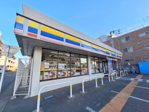 コンビニ　ミニストップ土呂駅前店（コンビニ）まで449m