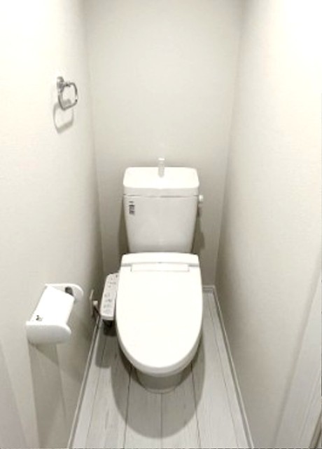 トイレ　別部屋同仕様タイプ
