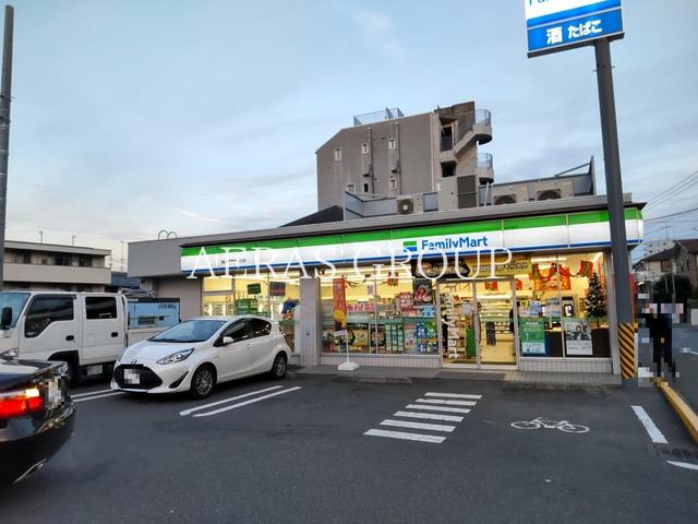 コンビニ　ファミリーマート 横浜青葉新石川店（コンビニ）まで291m