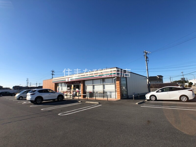 コンビニ　セブンイレブン安城新田町小山店（コンビニ）まで589m