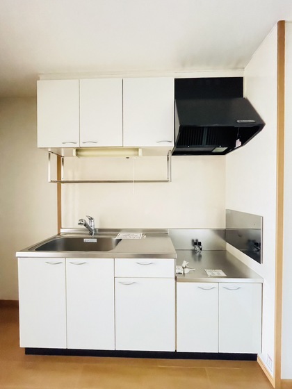 キッチン　※別部屋の写真です