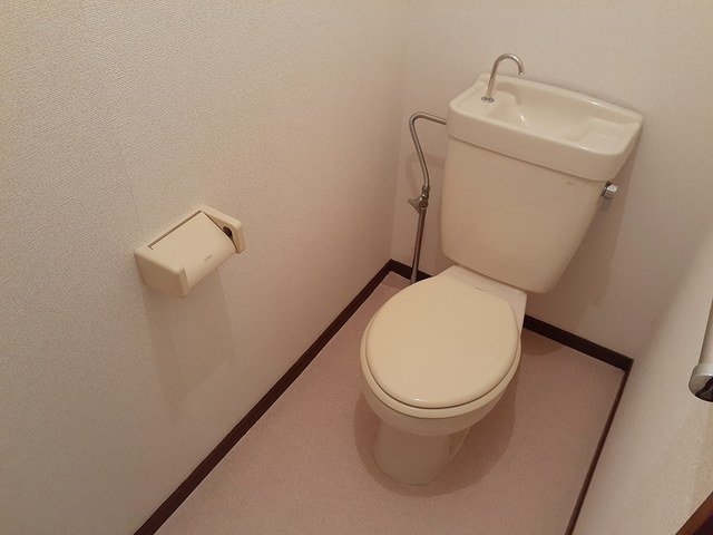 トイレ　シンプルで使いやすいトイレです