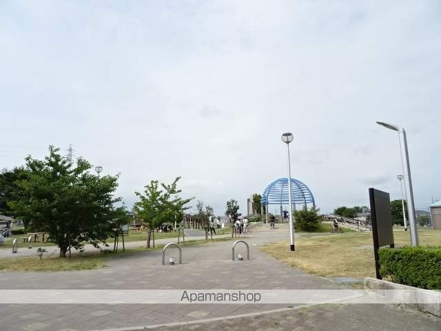 公園　楊子公園（公園）まで550m